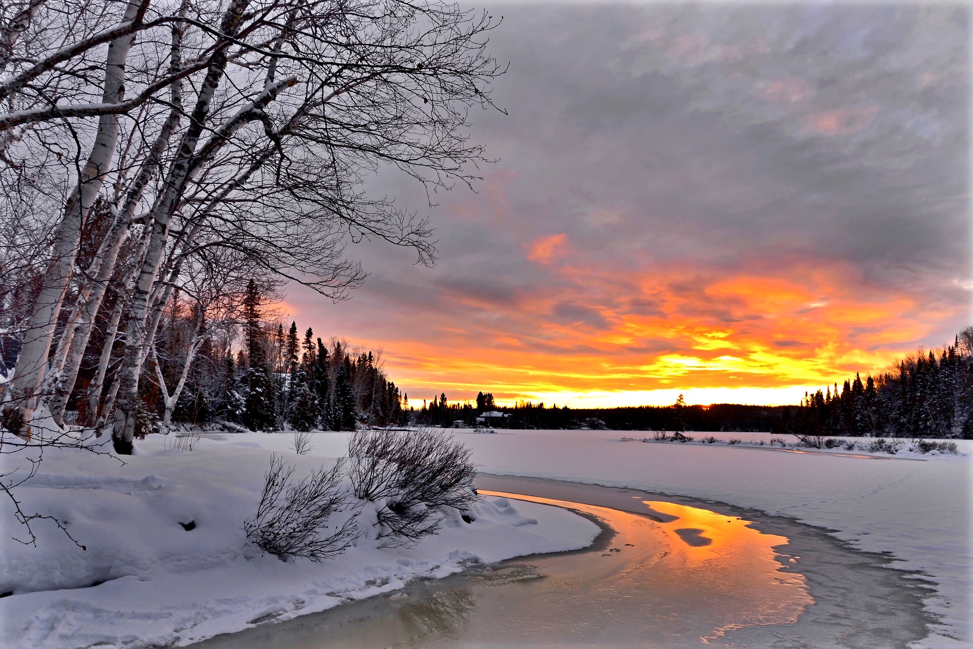 travel smart in Canada